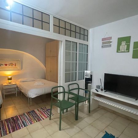 Stazione Centrale & Universita Lovely Apartment Bari Eksteriør billede
